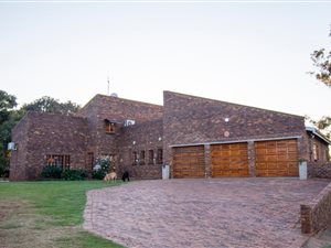 2.1 ha Farm in Walkerville
