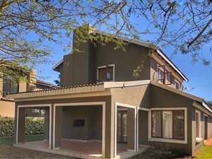 3 Bed House in Leeuwenhof Estate