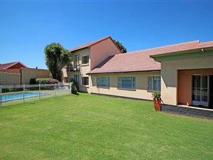 4 Bed House in Fairmount