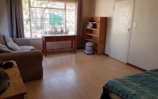 1 Bedroom Garden Cottage in Blairgowrie