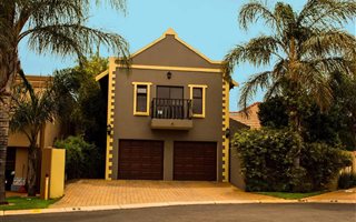 4 Bedroom House in Glen Erasmia