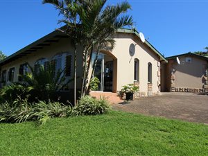 3 Bed House in Sea Park