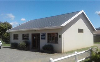 100 m² Commercial space in Kokstad