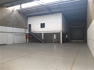 820 m² Industrial space in Spartan