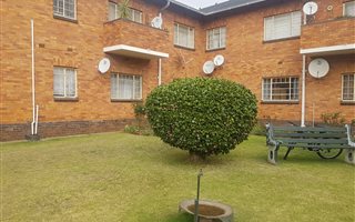 1 Bedroom Apartment in Selection Park