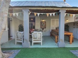 4 Bed House in Oudtshoorn Central