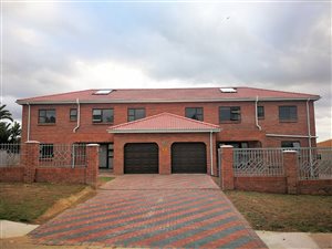 3 Bedroom House in Vanes Estate