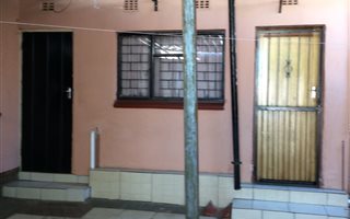 1 Bedroom Garden Cottage in Eldorado Park