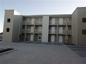 2 Bed Apartment in Eersterivier