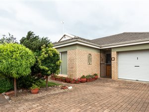 3 Bed Townhouse in Groenkloof Retirement Village