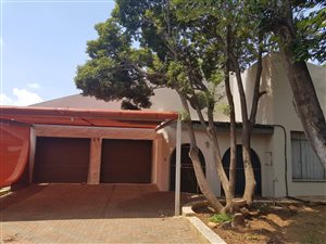 4 Bedroom House in Erasmus