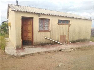 2 Bed House in Lethlabile