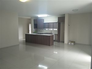 3 Bed Apartment in Eldoraigne