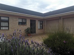 3 Bed Townhouse in Heather Park