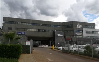 64 m² Retail Space in Cresta
