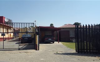 3 Bedroom House in South Hills