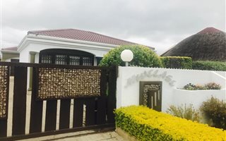 2 Bedroom House in Osizweni