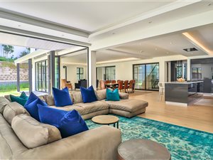 4 Bed Cluster in Constantia Upper