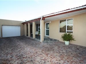 3 Bed House in Kuilsriver
