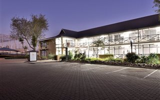 152.600006103516 m² Office Space in Waterfall Estate