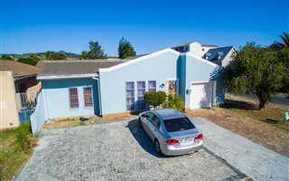 3 Bedroom House in Jagtershof