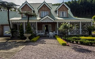 5 Bedroom House in Oak Park