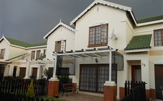 3 Bedroom Duplex in Montana Gardens
