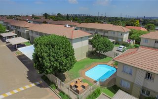 2 Bedroom Apartment in Edenglen