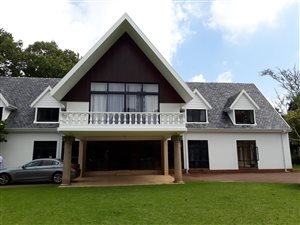 2 Bedroom Apartment in Kloof