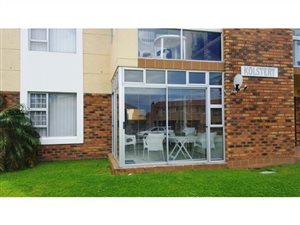 2 Bed Apartment in Hartenbos