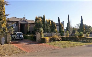 3 Bedroom House in Willow Acres