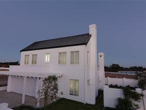 3 Bed House in Koelenbosch Country Estate