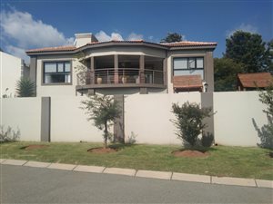 5 Bed House in Presidents Dam