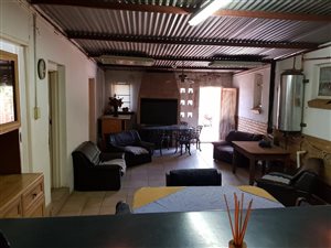 4 Bed House in Kirstenhof