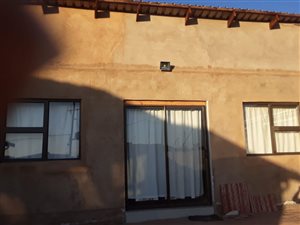 300 m² Land available in Mabopane
