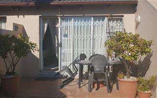 2 Bedroom Townhouse in Randpark Ridge