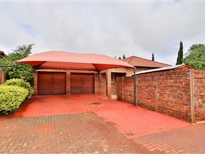 3 Bed Townhouse in Theresa Park