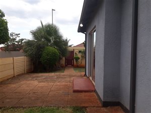 2 Bedroom House in The Orchards