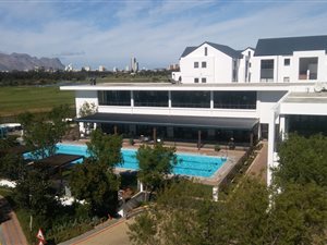1 Bed Apartment in Somerset West Central