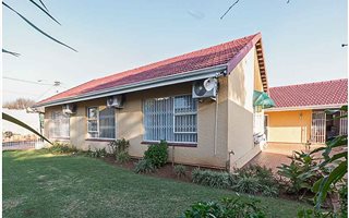 4 Bedroom House in Dewetshof