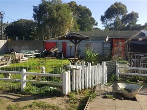 1948 m² Land available in Penhill