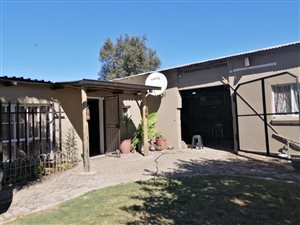 2 m² Land available in Sasolburg