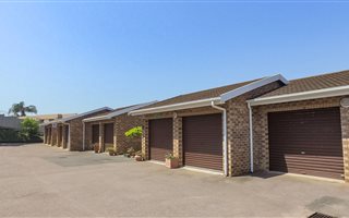 3 Bedroom Duplex in Padfield Park