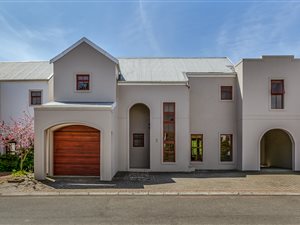 3 Bed House in Welgevonden Estate