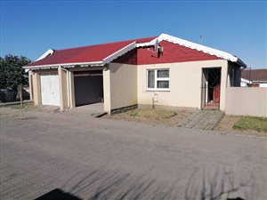 2 Bed Apartment in King Williams Town