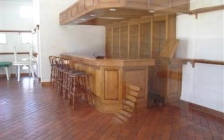 2 Bedroom Apartment in Elton Hill