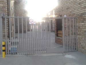 2 Bed Apartment in Klerksdorp