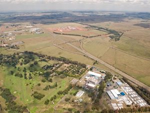 Commercial space in Eye of Africa