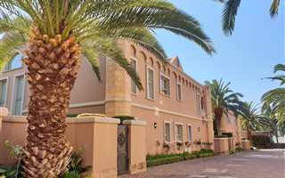 2 Bedroom Apartment in Dunkeld West