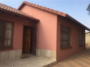3 Bed House in Eikenhof